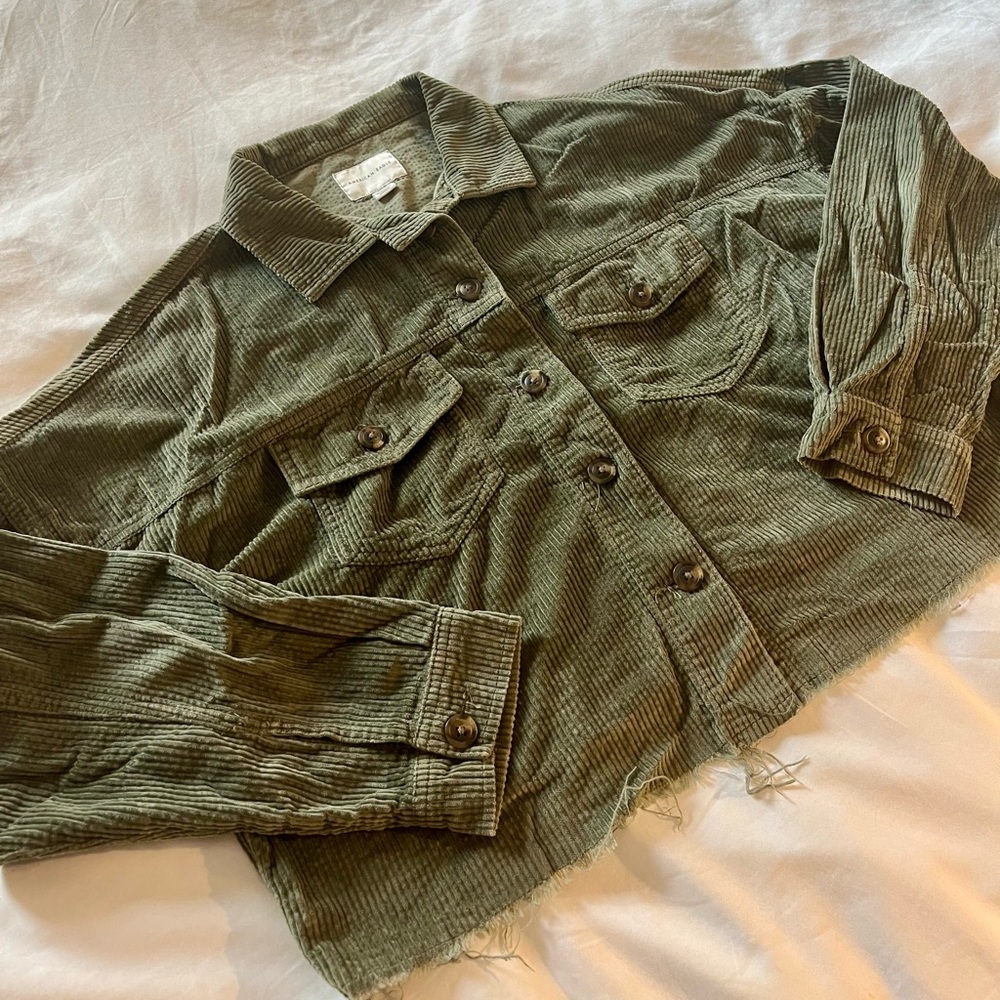 American Eagle Women’s Cutoff Corduroy Shirt